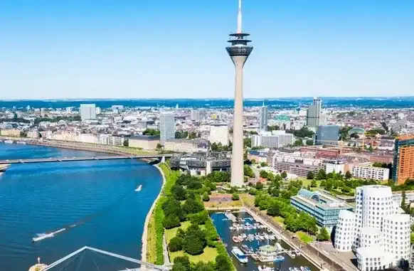 Excursion d'une journée à Dusseldorf en autocar