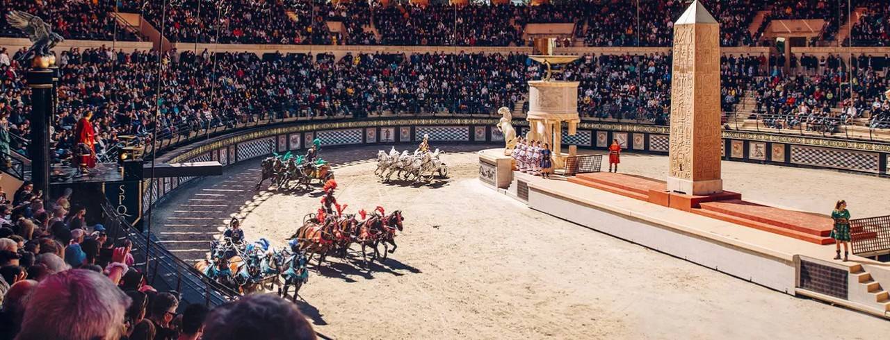 Le Signe du Triomphe au Puy du Fou – Gladiateurs, course de chars et naumachie spectaculaire
