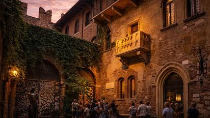 Maison de Juliette à Vérone, balcon emblématique et ruelles romantiques