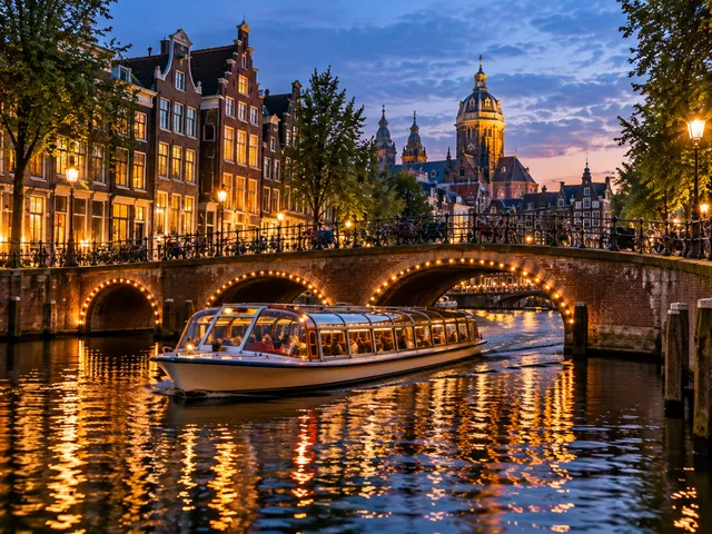 Photo 2 of 8 – From Amsterdam to Paris via Bruges