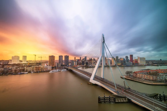 Voyage d’un jour à Rotterdam en autocar – Réservez votre place rapidement